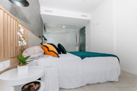 Apartment for sale in San Miguel de Salinas, Alicante, Spain 3 bedrooms, 92 sq.m. No. 9661 - photo 12
