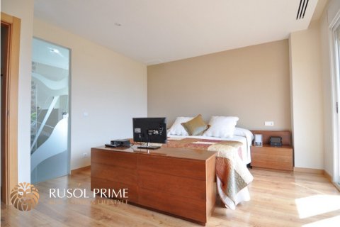 Townhouse for sale in Gava, Barcelona, Spain 4 bedrooms, 292 sq.m. No. 8860 - photo 8
