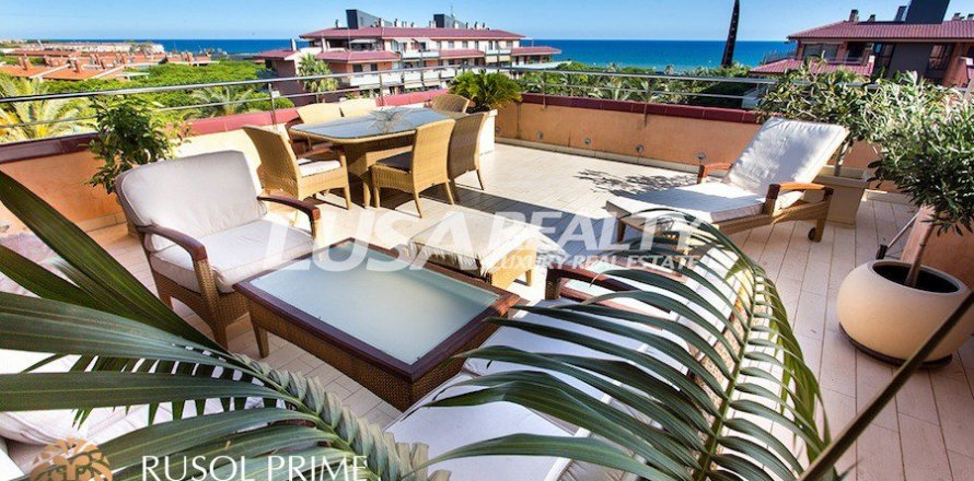 Penthouse in Gava, Barcelona, Spain 3 bedrooms, 135 sq.m. No. 8720