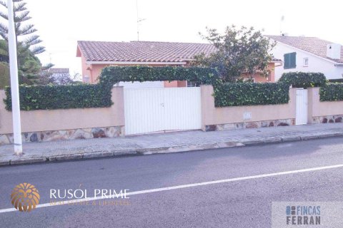 House for sale in Roda De Bara, Tarragona, Spain 4 bedrooms, 200 sq.m. No. 11592 - photo 9