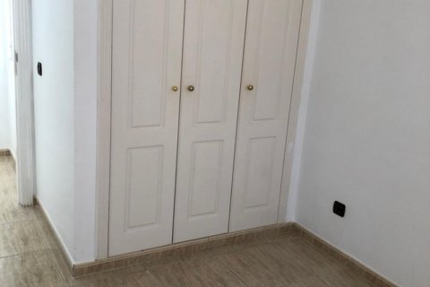 Apartment for sale in Adeje, Tenerife, Spain 3 bedrooms, 110 sq.m. No. 18367 - photo 7