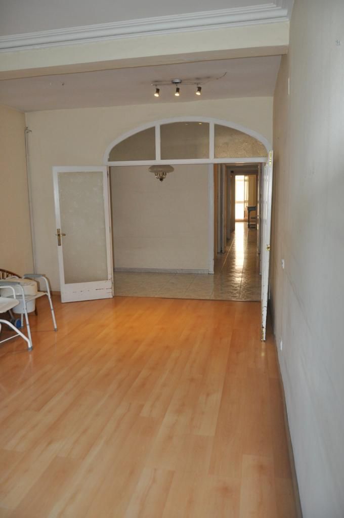 Apartamento en Barcelona, España 3 habitaciones, 109 m2 No. 15910