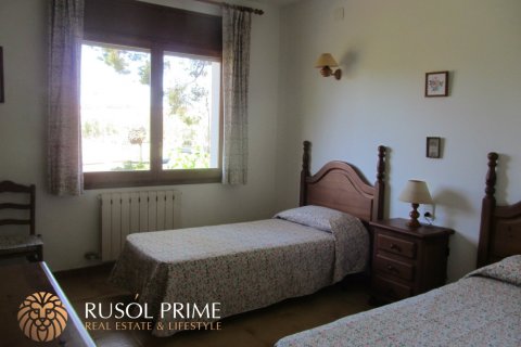 House for sale in Coma-Ruga, Tarragona, Spain 5 bedrooms, 190 sq.m. No. 11658 - photo 13