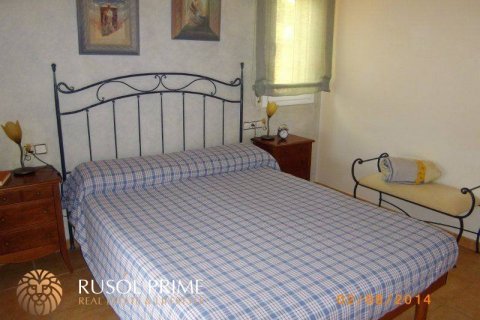 House for sale in Coma-Ruga, Tarragona, Spain 4 bedrooms, 260 sq.m. No. 11663 - photo 3