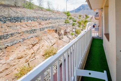 Apartment for sale in Fanabe, Tenerife, Spain 2 bedrooms, 76 sq.m. No. 18342 - photo 2