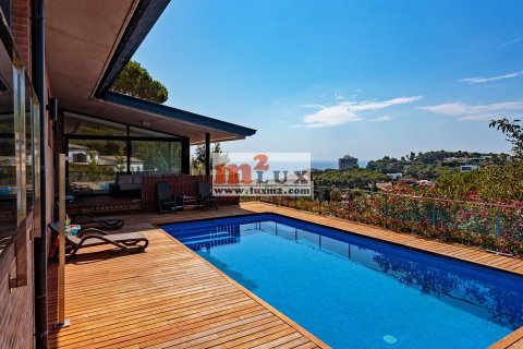 Villa for sale in Calonge, Girona, Spain 4 bedrooms, 320 sq.m. No. 16852 - photo 8