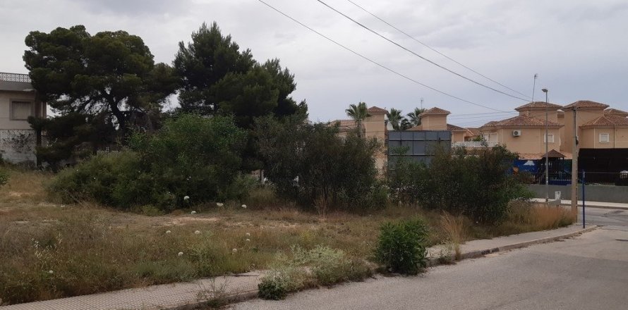 Land plot in Campoamor, Alicante, Spain No. 14147