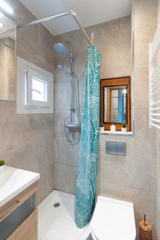 Huoneisto La Barceloneta, Barcelona, Espanja 3 huonetta, 74 m2 No. 15848