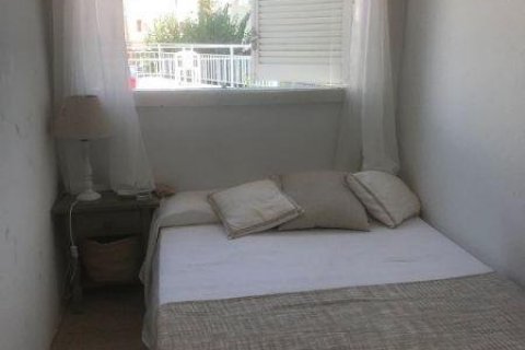 House for sale in Coma-Ruga, Tarragona, Spain 4 bedrooms, 150 sq.m. No. 12002 - photo 11
