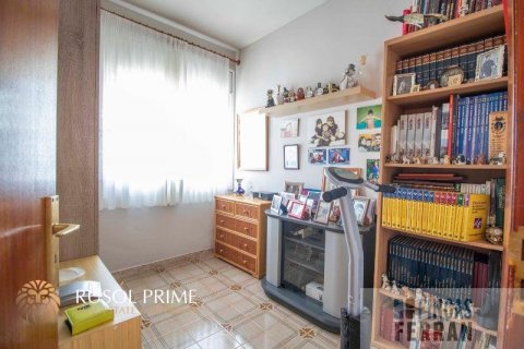 House for sale in Coma-Ruga, Tarragona, Spain 5 bedrooms, 250 sq.m. No. 12005 - photo 18