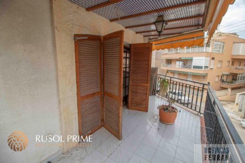 Apartment for sale in Coma-Ruga, Tarragona, Spain 4 bedrooms, 132 sq.m. No. 11990 - photo 1