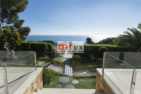 Villa for sale in Sant Antoni de Calonge, Girona, Spain 5 bedrooms, 583 sq.m. No. 16732 - photo 11
