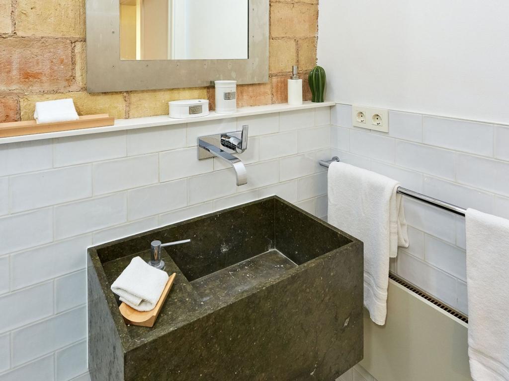 Apartment à Barcelona, Espagne 45 m2 No. 15990
