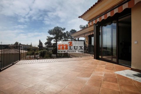 Villa for sale in Lloret de Mar, Girona, Spain 4 bedrooms, 468 sq.m. No. 16850 - photo 11