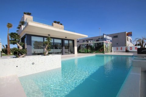 Villa for sale in Orihuela, Alicante, Spain 4 bedrooms, 197 sq.m. No. 12746 - photo 1
