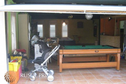 House for sale in Coma-Ruga, Tarragona, Spain 4 bedrooms, 292 sq.m. No. 11665 - photo 5