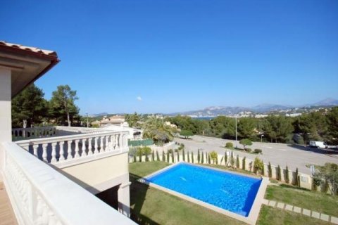 Villa for sale in Santa Ponsa, Mallorca, Spain 4 bedrooms, 280 sq.m. No. 18424 - photo 5