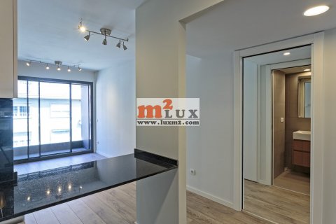 Apartment for rent in Barcelona, Spain 2 bedrooms, 99 sq.m. No. 16845 - photo 10