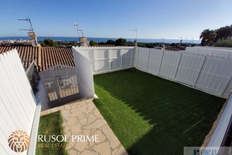 House for sale in Coma-Ruga, Tarragona, Spain 4 bedrooms, 120 sq.m. No. 11595 - photo 17