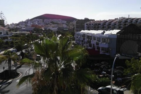 Penthouse for sale in Los Cristianos, Tenerife, Spain 1 bedroom, 80 sq.m. No. 18343 - photo 24