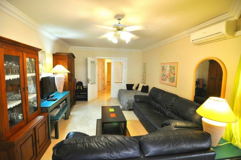 Apartment for sale in Adeje, Tenerife, Spain 3 bedrooms, 123 sq.m. No. 18331 - photo 7