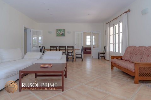 Finca for sale in Alaior, Menorca, Spain 5 bedrooms, 612 sq.m. No. 11685 - photo 12