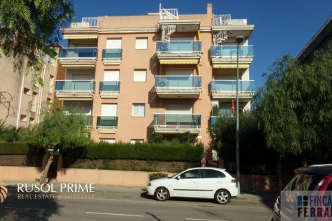 Apartment for sale in Coma-Ruga, Tarragona, Spain 3 bedrooms, 75 sq.m. No. 11985 - photo 1