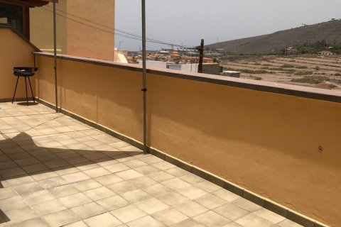 Apartment for sale in Adeje, Tenerife, Spain 3 bedrooms, 110 sq.m. No. 18367 - photo 2