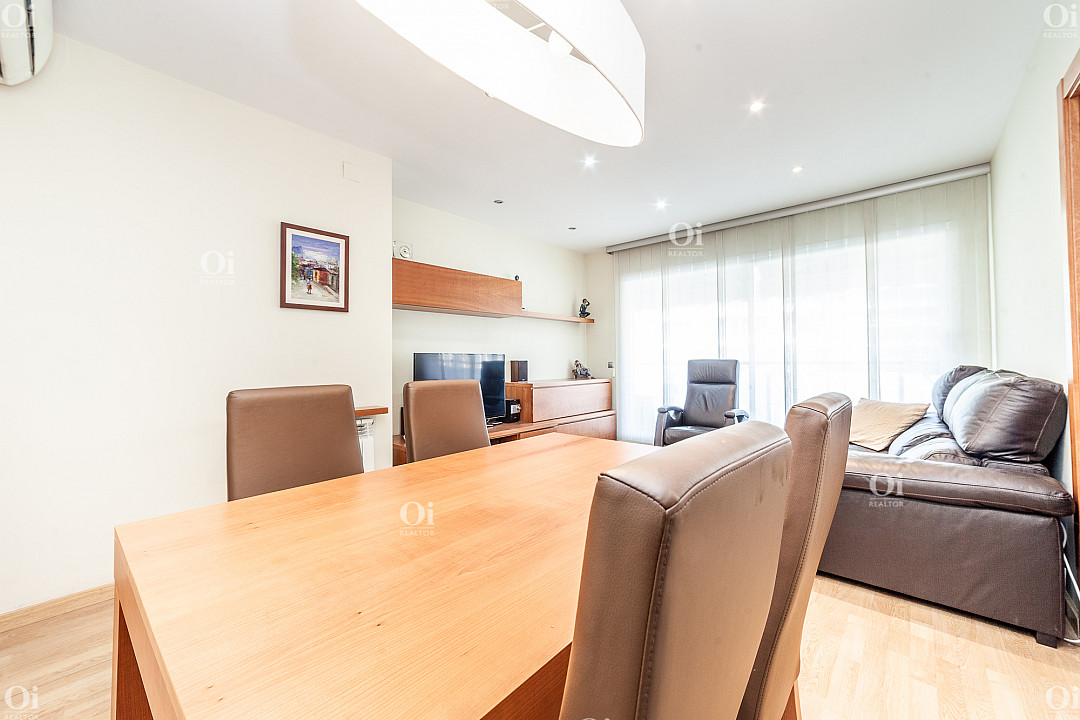 Apartment in Barcelona, Spain 4 rooms, 102 sq.m. No. 15912