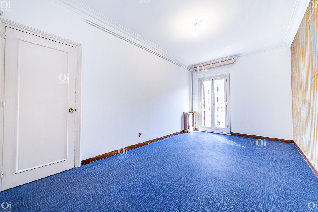 Huoneisto Barcelona, Espanja 5 huonetta, 243 m2 No. 15827