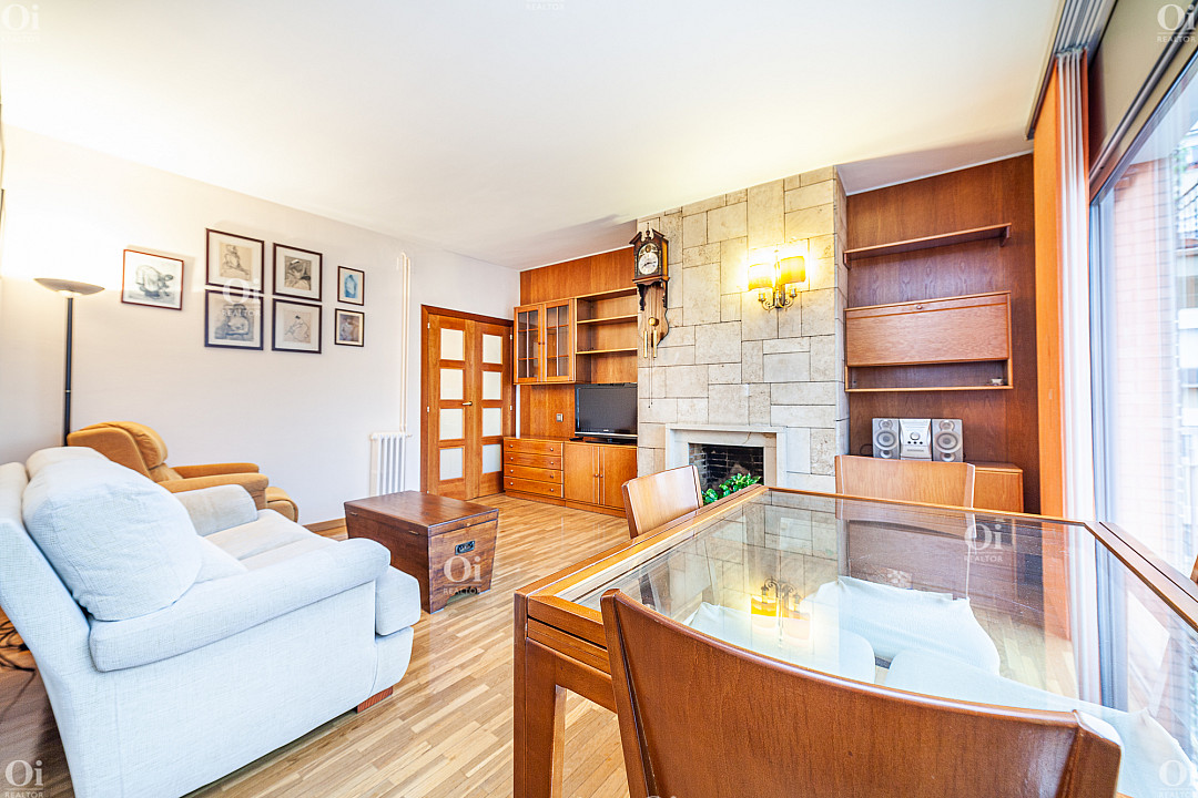 Wohnung in Barcelona, Spanien 3 Zimmer, 80 m2 Nr. 15872