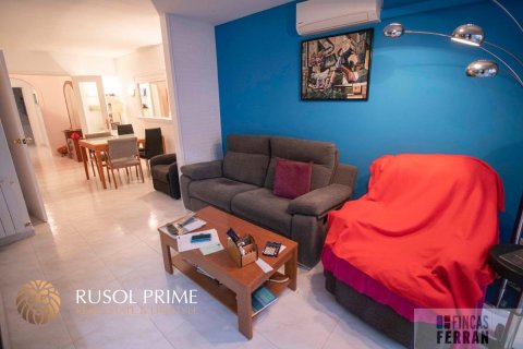 Apartment for sale in Coma-Ruga, Tarragona, Spain 2 bedrooms, 92 sq.m. No. 11589 - photo 11
