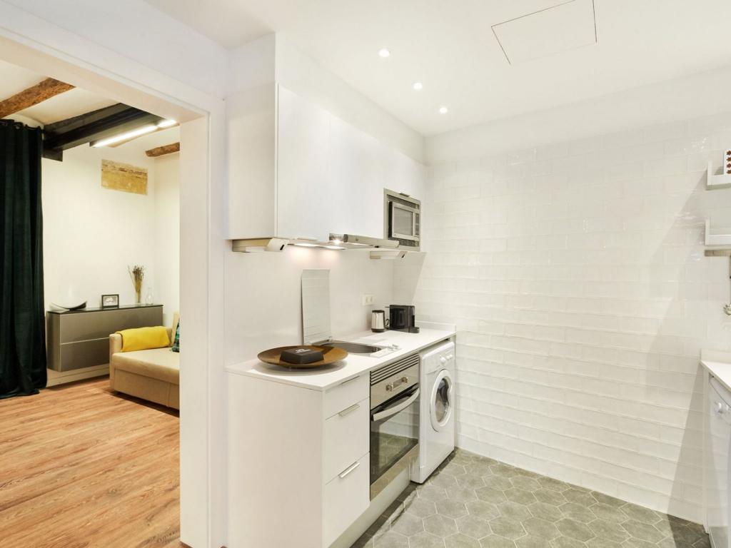 Apartment à Barcelona, Espagne 45 m2 No. 15990