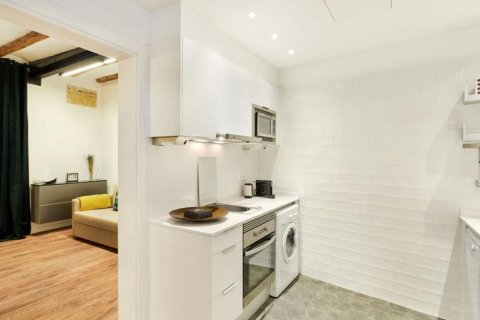 Apartment for sale in Barcelona, Spain 45 sq.m. No. 15990 - photo 18
