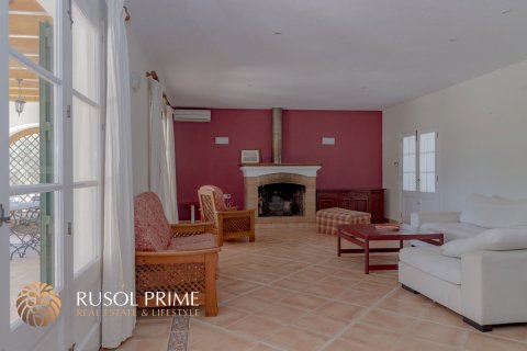 Finca for sale in Alaior, Menorca, Spain 5 bedrooms, 612 sq.m. No. 11685 - photo 14