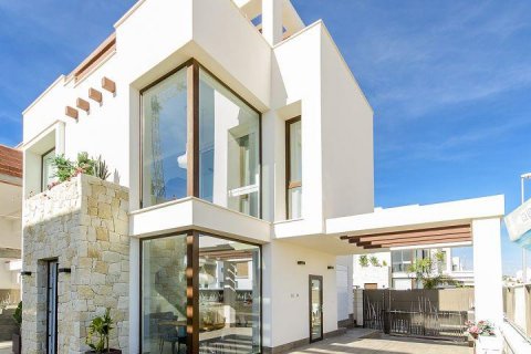 Villa for sale in Rojales, Alicante, Spain 3 bedrooms, 101 sq.m. No. 13335 - photo 1