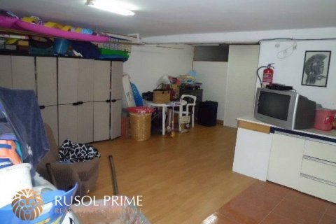 House for sale in Coma-Ruga, Tarragona, Spain 5 bedrooms, 225 sq.m. No. 11710 - photo 1
