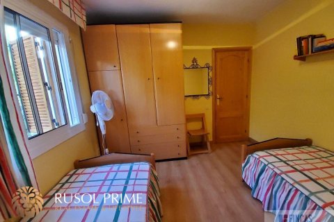 House for sale in Coma-Ruga, Tarragona, Spain 4 bedrooms, 120 sq.m. No. 11595 - photo 11