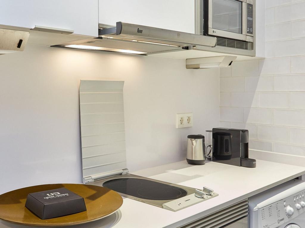 Apartment à Barcelona, Espagne 45 m2 No. 15990