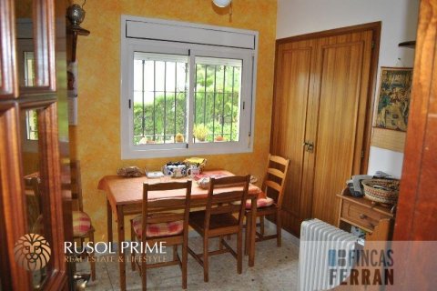 House for sale in Coma-Ruga, Tarragona, Spain 5 bedrooms, 320 sq.m. No. 11616 - photo 16