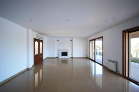 Villa for sale in Santa Ponsa, Mallorca, Spain 4 bedrooms, 280 sq.m. No. 18424 - photo 2