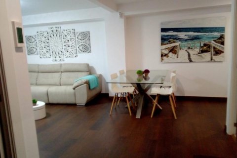Apartment for sale in Alicante, Spain 2 bedrooms, 138 sq.m. No. 16160 - photo 11