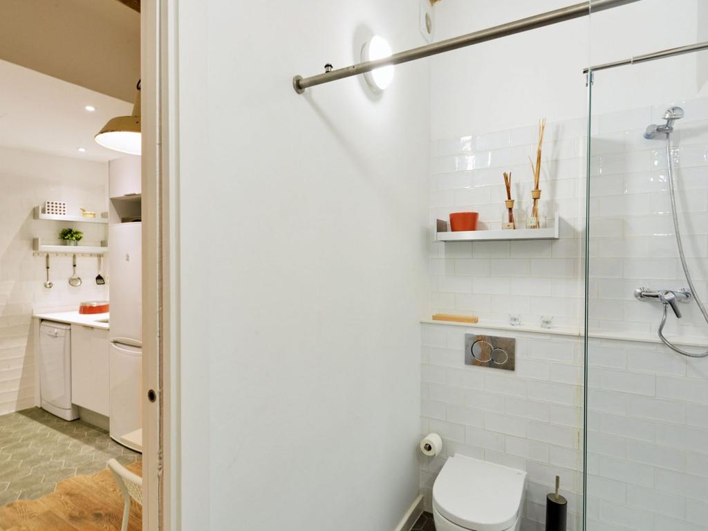 Apartment à Barcelona, Espagne 45 m2 No. 15990