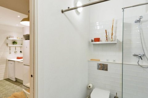 Apartment for sale in Barcelona, Spain 45 sq.m. No. 15990 - photo 19