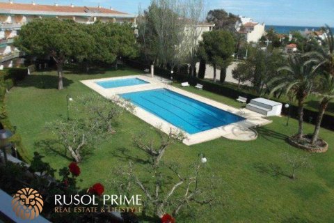 Villa for sale in Coma-Ruga, Tarragona, Spain 3 bedrooms, 85 sq.m. No. 11666 - photo 2