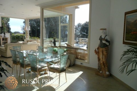 House for sale in Coma-Ruga, Tarragona, Spain 4 bedrooms, 300 sq.m. No. 12009 - photo 18