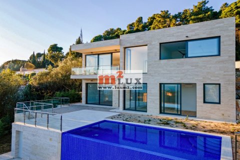 Villa for sale in Lloret de Mar, Girona, Spain 4 bedrooms, 347 sq.m. No. 16834 - photo 6