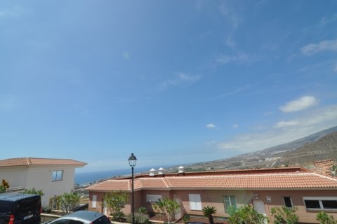 Apartment for sale in Torviscas, Tenerife, Spain 2 bedrooms, 90 sq.m. No. 18350 - photo 24