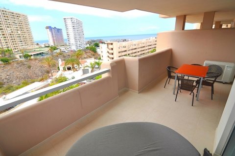 Apartment for sale in Playa Paraiso, Tenerife, Spain 2 bedrooms, 60 sq.m. No. 18345 - photo 1