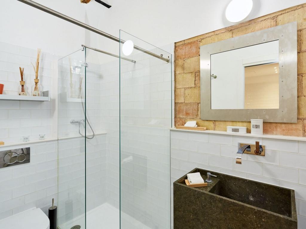 Apartment à Barcelona, Espagne 45 m2 No. 15990